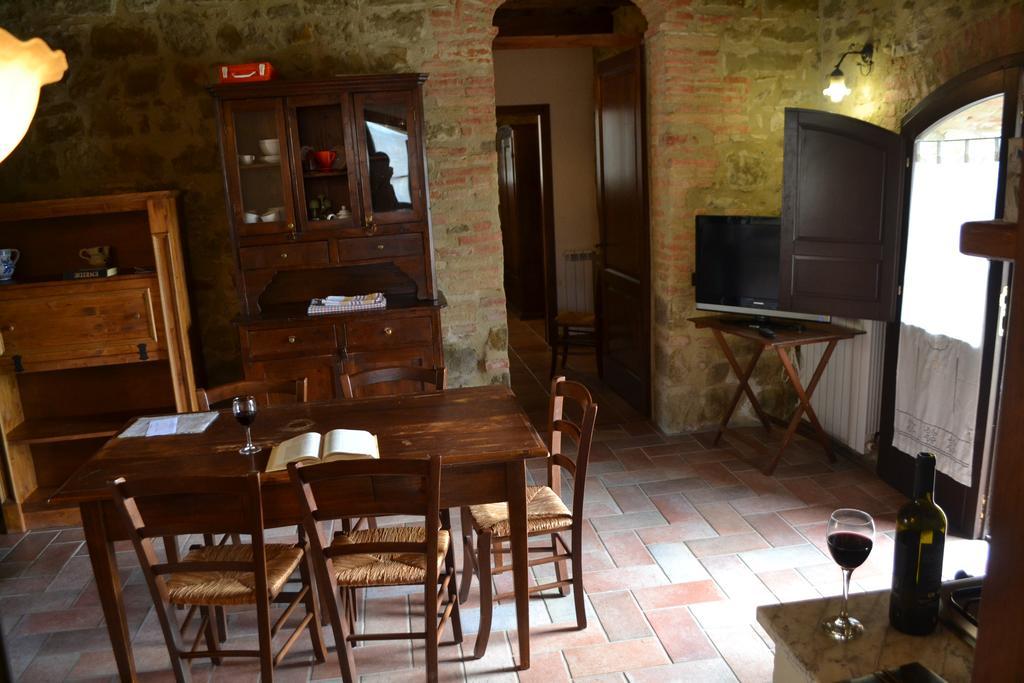Mengara Agriturismo Marano מראה חיצוני תמונה